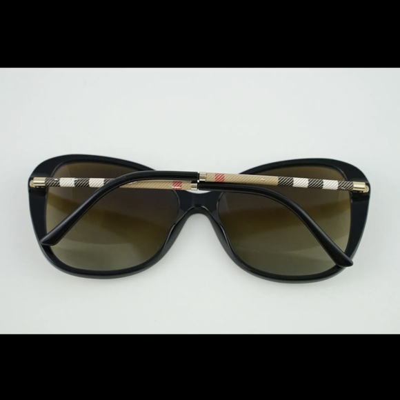 Burberry  4235 Sunnies. EUC. - Picture 6 of 13